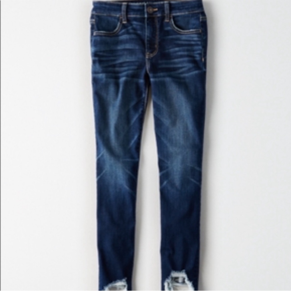 American Eagle Outfitters Women's Blue Distressed Jeans